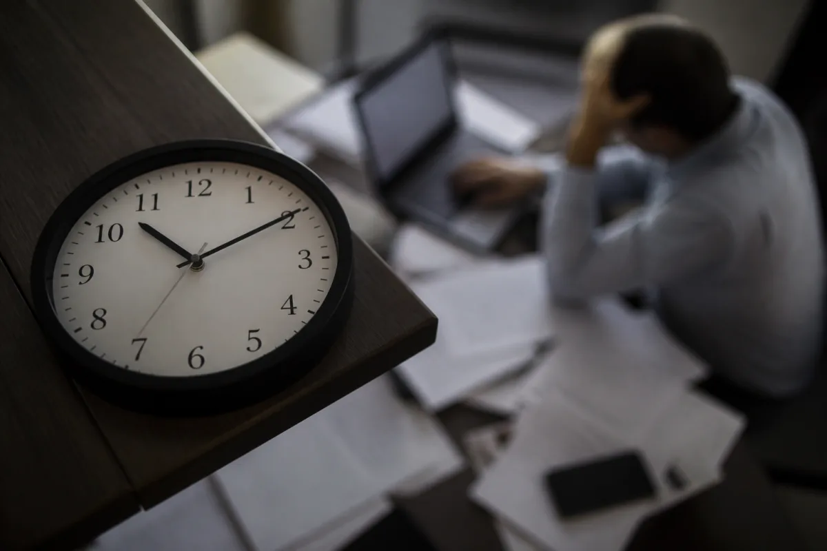 Laid Off on H-1B: What to Do and How Long the 2026 Grace Period Actually Lasts