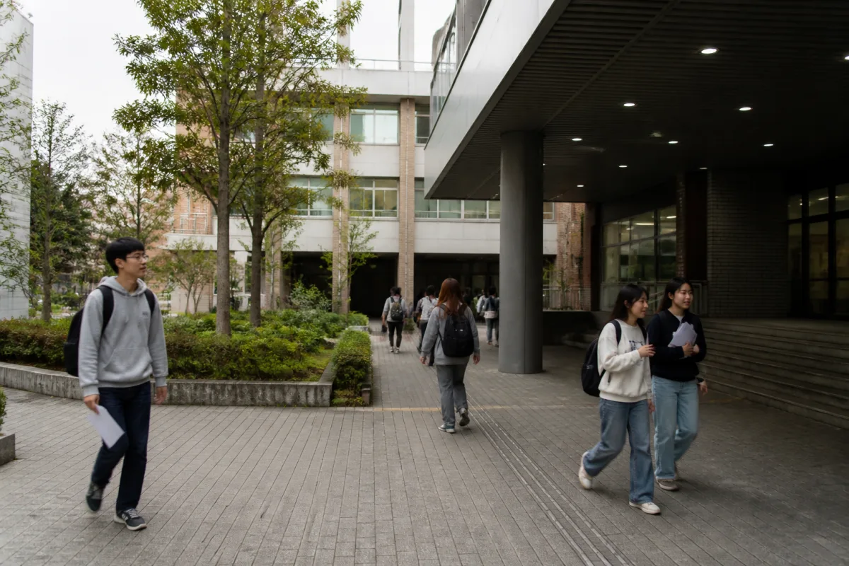 Comparison of four types of Japanese language schools: university prep, employment, business course, culture