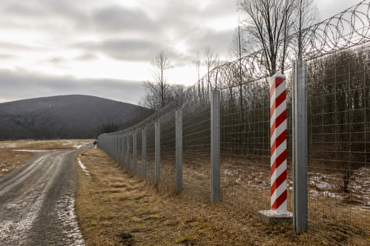 Тимчасовий захист українців у Польщі 2026: що змінилося після рішень Навроцького