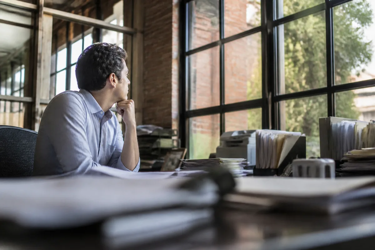 E-2 Visa for Business Owners: Who Sponsors the Founder of the Company